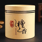 Une boîte d'encens au bois de santal