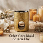 Brûleur Fondants Parfumés Fossil Doré Scentchips sur surface neutre avec décoration luxe et bougies