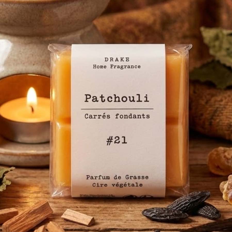 Un paquet de quatre carrés fondants Drake à la senteur Patchouli