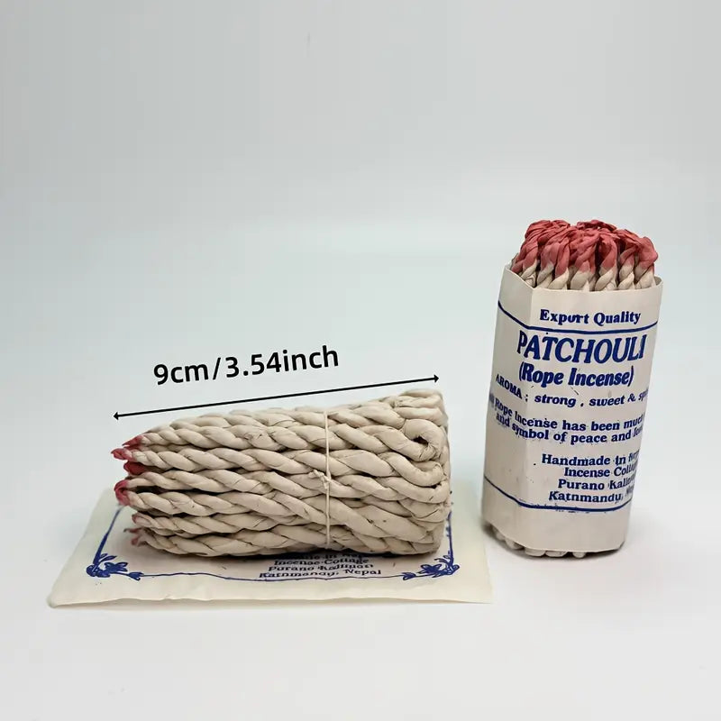 Les dimensions d'un fagot d'Encens en corde du Nepal (40 pièces) Parfum Patchouli