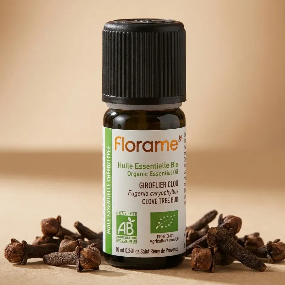 Huile essentielle bio clou de girofle Florame 10ml en flacon verre avec clous séchés