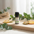 Huile essentielle Bio Eucalyptus Citriodora 10ml Florame avec feuilles et agrumes