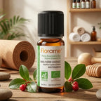 Huile essentielle Bio Gaulthérie Couchée Florame 10ml avec feuilles fraîches et équipement sport