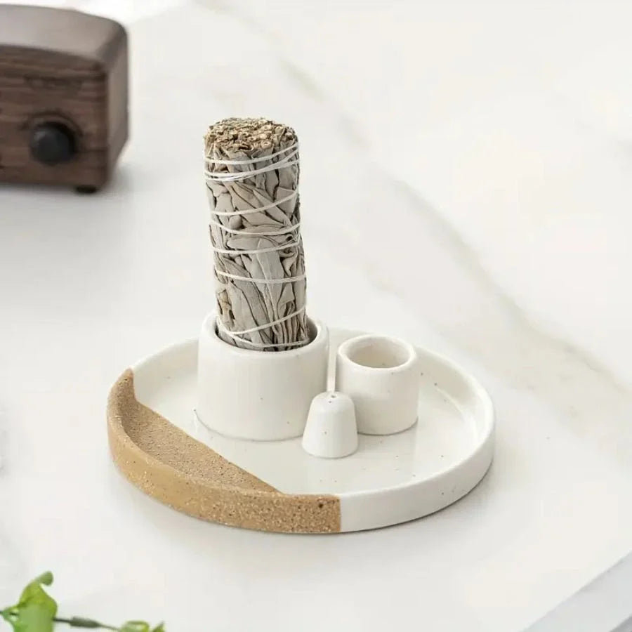 Un porte encens 3 en 1 avec une sauge