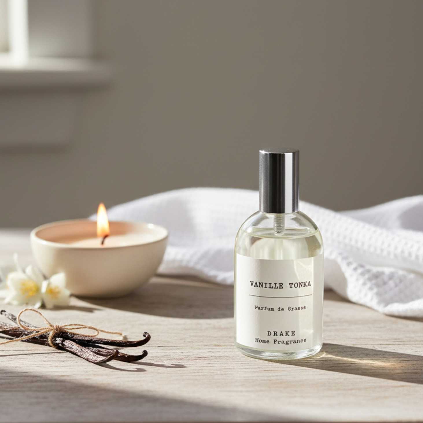 Un spray d'ambiance vanille tonka de la marque drake